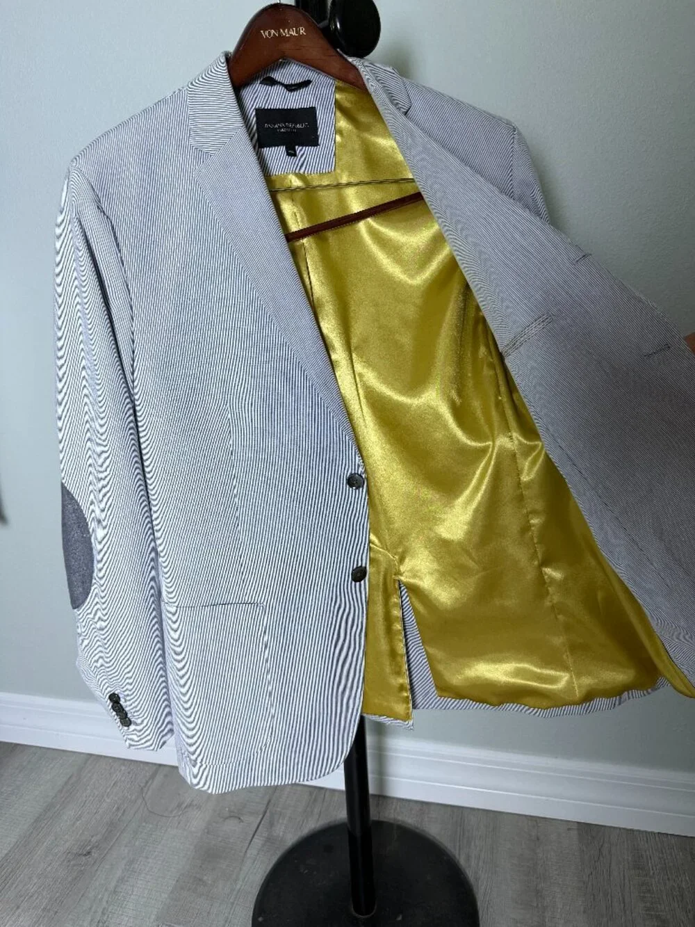 Banana Republic Suit Jacket, 44R, Striped with Yellow Lining